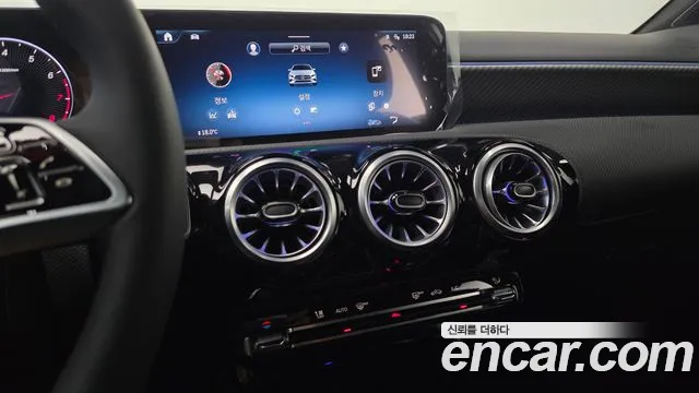 Mercedes-Benz A-Class W177 — Фото автомобиля 20