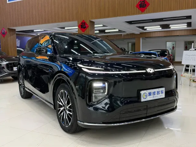 Changan Qiyuan Q07 — Фото автомобиля 4