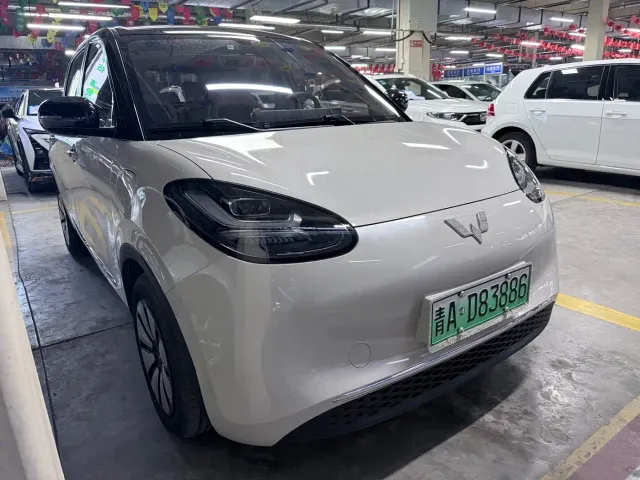 Wuling Bingo — Фото автомобиля 3