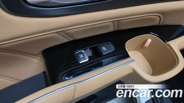 Kia Sorento Sorento 4-е поколение Бензин 2.5T 2WD — Фото автомобиля 24