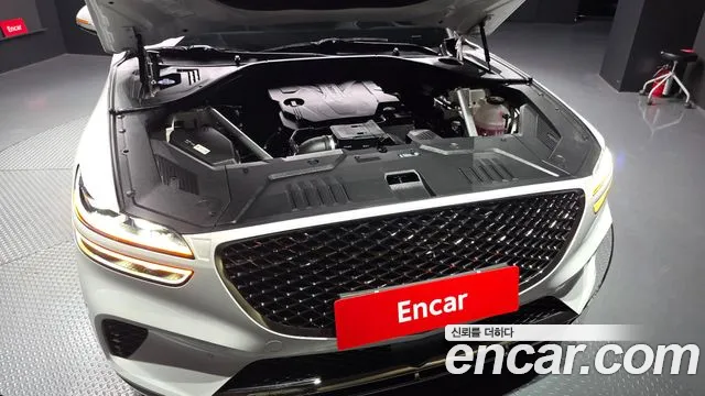 Genesis GV70 2.5T Бензин 2WD — Фото автомобиля 6