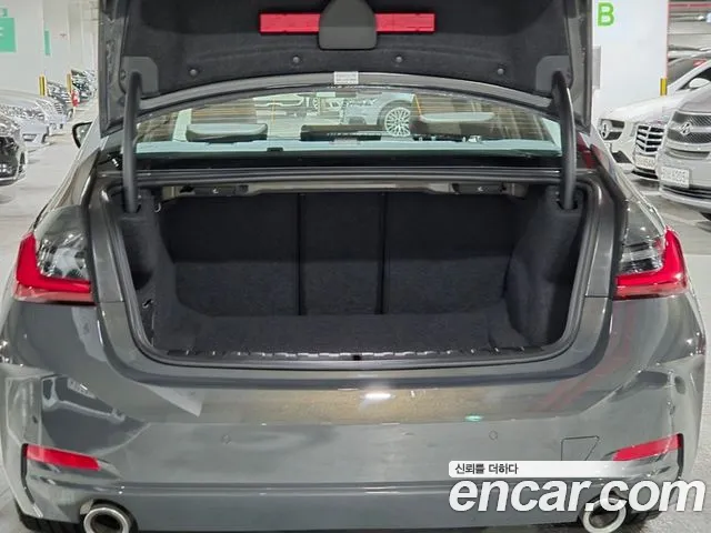 BMW 3 Series — Фото автомобиля 19