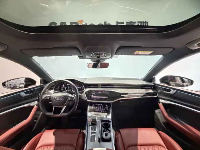 Audi A7L — Фото автомобиля 11