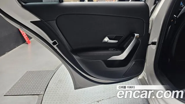 Mercedes-Benz A-Class — Фото автомобиля 25