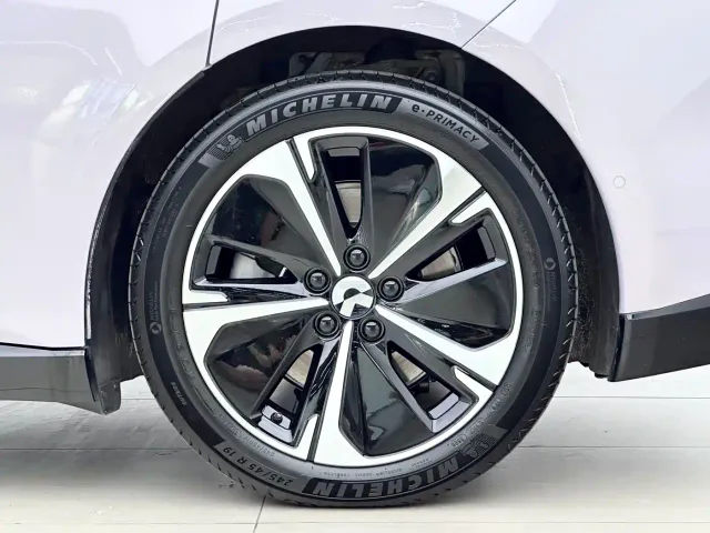 Nio ET5 Touring — Фото автомобиля 16