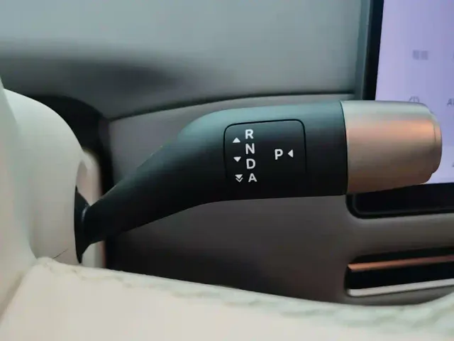 Li Auto i6 — Фото автомобиля 13