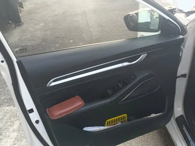 Geely Emgrand — Фото автомобиля 7