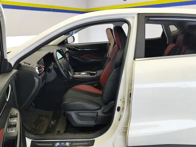 Changan Oushang X5 — Фото автомобиля 9