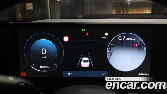 Hyundai Grandeur Grandeur (GN7) 2.5 Бензин 2WD — Фото автомобиля 6