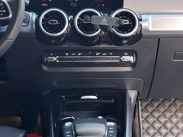 Mercedes-Benz GLB-Class — Фото автомобиля 14