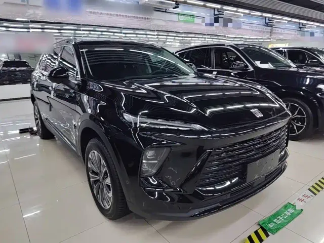 Buick Envision Plus — Фото автомобиля 3