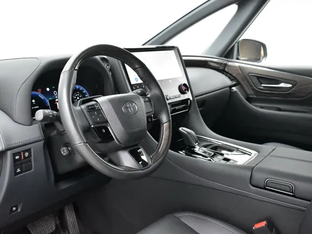 Toyota Alphard — Фото автомобиля 8