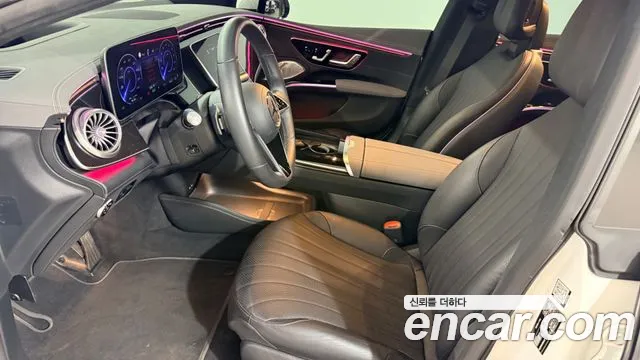 Mercedes-Benz EQS — Фото автомобиля 12