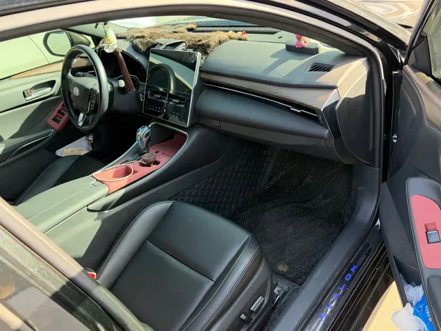 Toyota Avalon — Фото автомобиля 3
