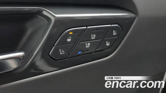 Kia EV9 — Фото автомобиля 25