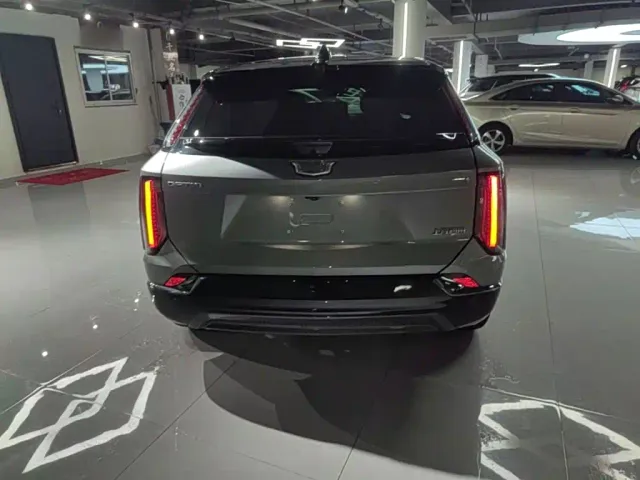 Cadillac Optiq — Фото автомобиля 5