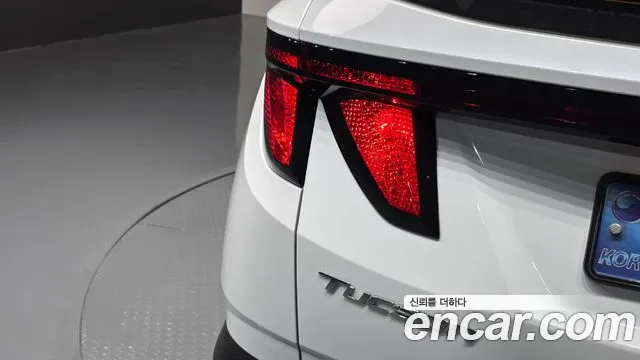 Hyundai Tucson Tucson (NX4) Бензин 1.6 турбо 2WD — Фото автомобиля 22