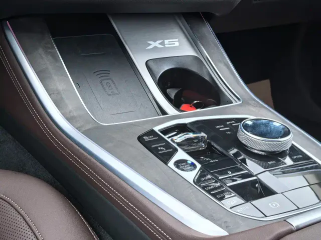 BMW X5 — Фото автомобиля 17