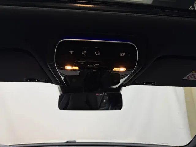Mercedes-Benz C-Class — Фото автомобиля 20