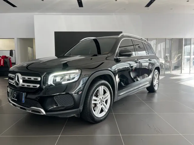 Фотография автомобиля — Mercedes-Benz GLB-Class
