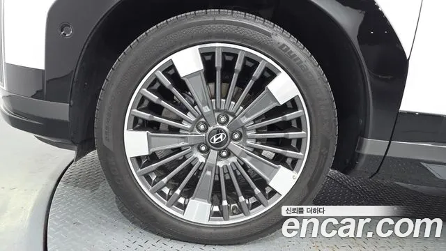Hyundai Santa Fe MX5 — Фото автомобиля 5