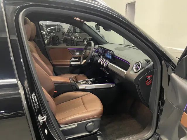 Mercedes-Benz GLB-Class — Фото автомобиля 25