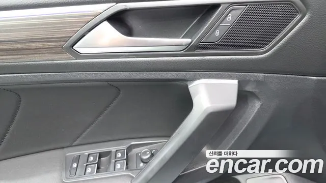 Volkswagen Tiguan — Фото автомобиля 29
