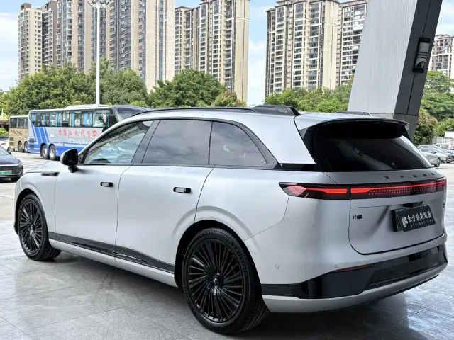 Xpeng G9 — Фото автомобиля 7