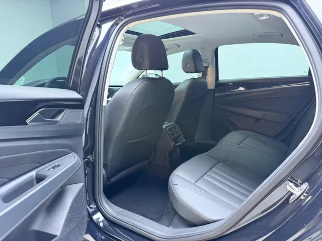 Volkswagen Passat — Фото автомобиля 22