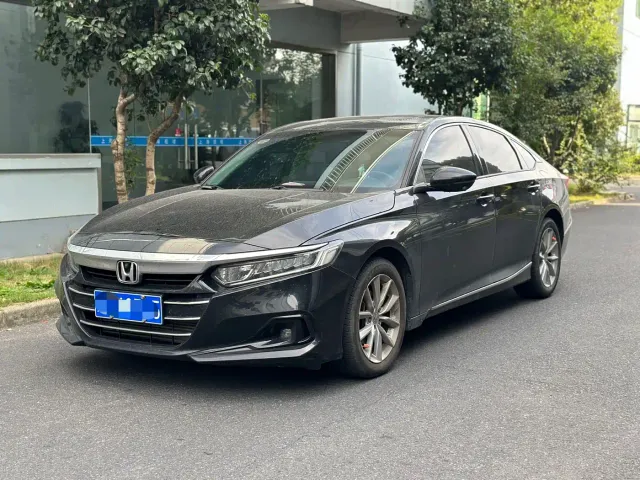 Фотография автомобиля — Honda Accord