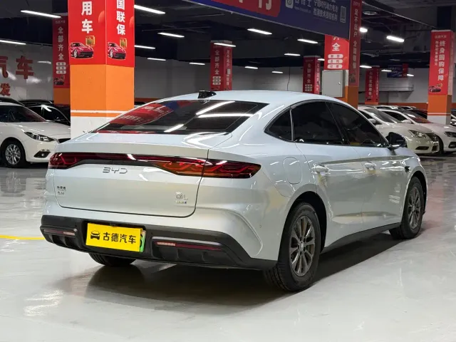 BYD Qin L — Фото автомобиля 5