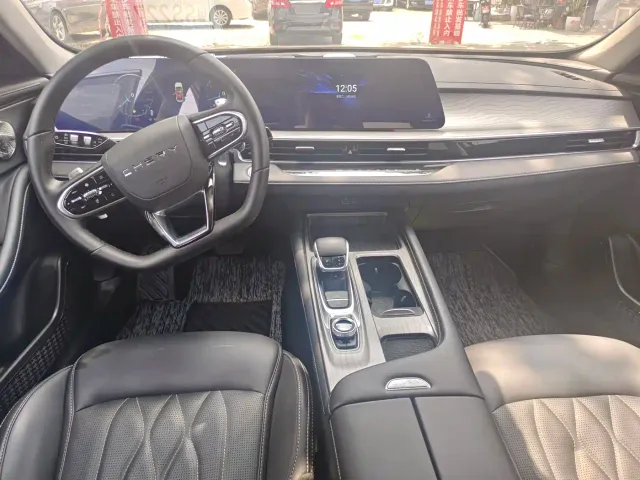 Chery Arrizo 8 — Фото автомобиля 6