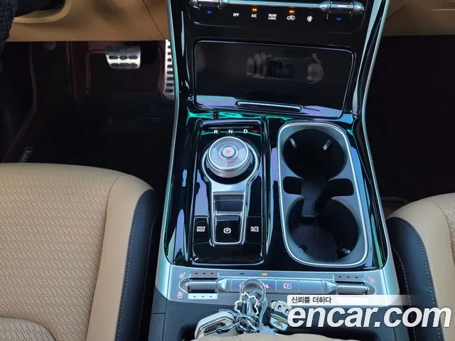 Kia Carnival 4th Gen — Фото автомобиля 9