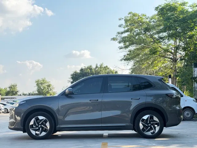 Geely Galaxy E5 — Фото автомобиля 15