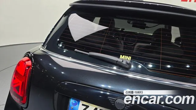 Mini Cooper — Фото автомобиля 22