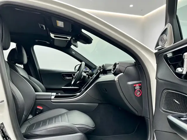 Mercedes-Benz C-Class — Фото автомобиля 4