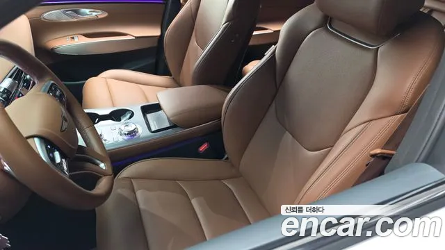 Genesis GV70 — Фото автомобиля 27
