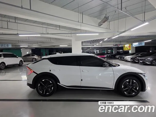 Kia EV6 EV6 (New) — Фото автомобиля 3