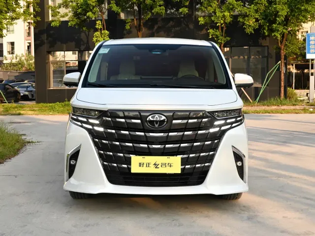 Toyota Alphard — Фото автомобиля 2