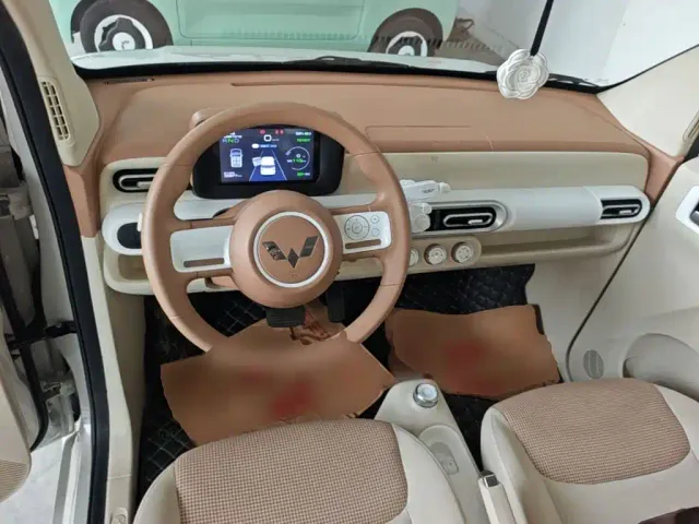 Wuling Hongguang Mini EV — Фото автомобиля 9
