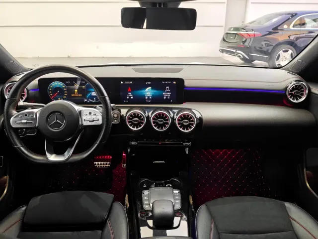 Mercedes-Benz CLA-Class — Фото автомобиля 11