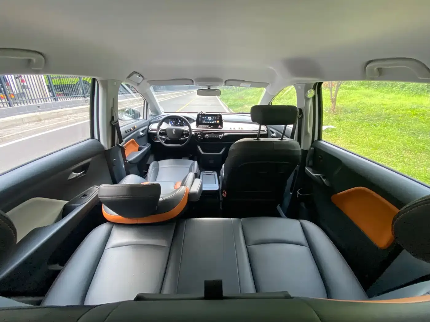 Besturn Bestune NAT 2023 PRO Comfort Ride Edition 425km — Фото автомобиля 19