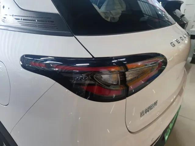 Geely Starry Wish — Фото автомобиля 10
