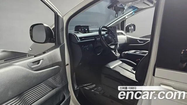 Hyundai Staria — Фото автомобиля 9