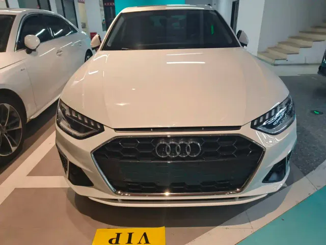 Audi A4L — Фото автомобиля 2