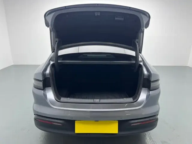 BYD Seal 05 DM-i — Фото автомобиля 16