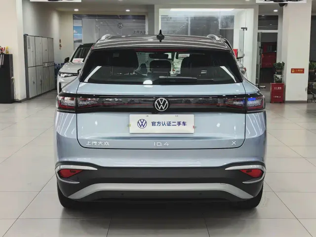 Volkswagen ID.4 X — Фото автомобиля 5