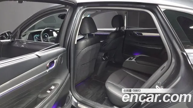 Hyundai Grandeur (New) Hybrid — Фото автомобиля 16
