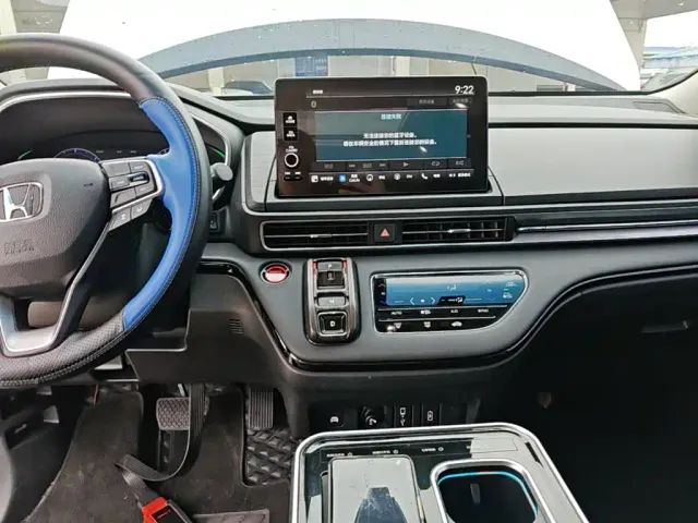 Honda Elysion — Фото автомобиля 12