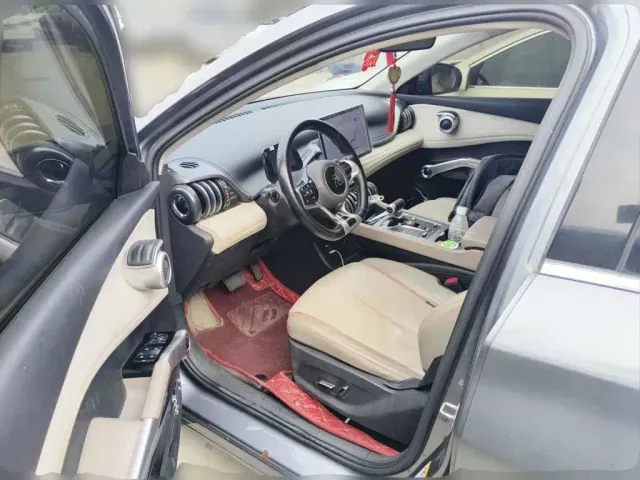 BYD Yuan PLUS — Фото автомобиля 8